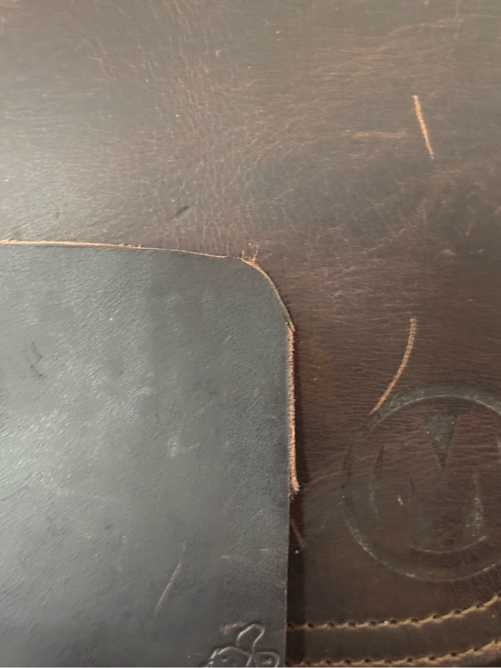 Saddleback Leather - Thin Front Pocket Backpack - Picture 9 of 9